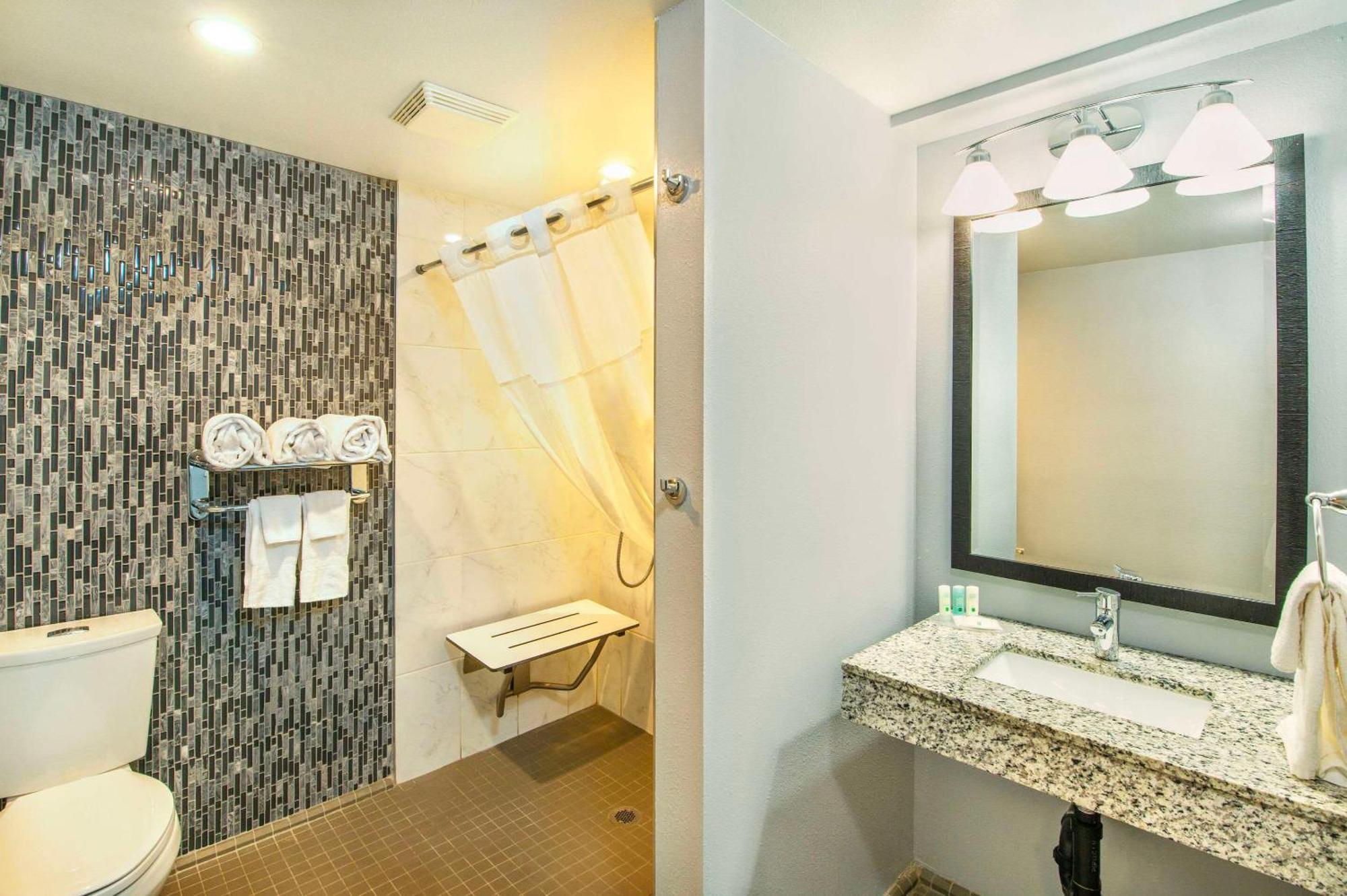 Quality Inn Leamington Kültér fotó